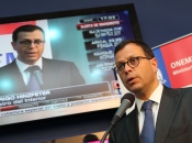 Ministro Hinzpeter levantó Alarma de tsunami en Isla de Pascua.