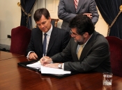 Ministerio del Interior y Seguridad Pública firma contrato de servicios bancarios con el banco BBVA