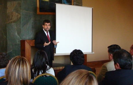 Subsecretario del Interior encabezó reunión de trabajo con los gobernadores provinciales del sur del país