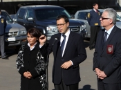 Ministro Hinzpeter verificó resultados de desarme de banda criminal dedicada al robo de vehículos