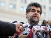 Rodrigo Ubilla: “El país debe condenar la acción de aquellos que validan la violencia como camino para resolver diferencias”