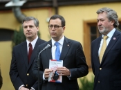 Gobierno anunció nuevo sistema de bloqueo para teléfonos celulares