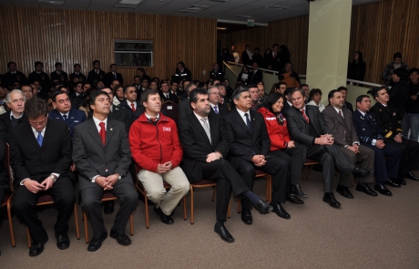 Ministro del Interior y Seguridad Pública (s) encabeza ceremonia de acreditación del laboratorio de ADN de la PDI en Puerto Montt