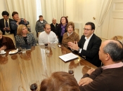 Ministro Hinzpeter anunció proyecto de ley para endurecer penas en contra de encapuchados