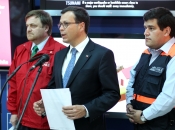 Vicepresidente Rodrigo Hinzpeter anunció alerta roja en región de Aysén por actividad del volcán Hudson