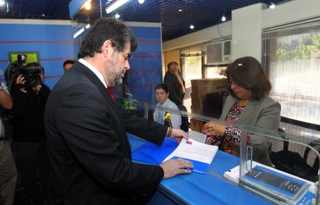 Gobierno entregó al CDE 224 expedientes de exonerados políticos con irregularidades