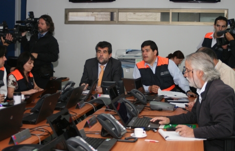 Autoridades reunidas en el COE informaron que no se registran cambios en la actividad del volcán