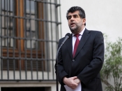 Subsecretario Ubilla llamó a los estudiantes y a sus padres a trabajar en conjunto para construir un mejor futuro para las próximas generaciones de chilenos a través del diálogo y no de la destrucción