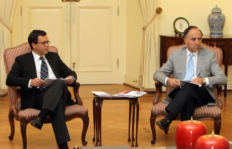 Ministro Rodrigo Hinzpeter recibió propuesta destinada a modificar facultades de los fiscales