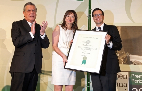 Ministro Rodrigo Hinzpeter encabezó entrega de Premio de Periodismo Carmen Puelma Accorsi