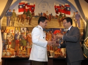 Ministro Hinzpeter presidió acto de egreso de oficiales de Carabineros en Academia de Ciencias Policiales