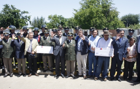 Subsecretario del Interior encabeza ceremonia de entrega de Fondo Social Presidente de la República en Villarrica y Perquenco