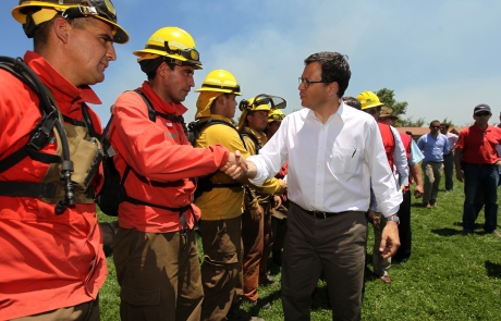 Ministro Hinzpeter en región del Biobío: “Vamos a seguir trabajando todo el día y tomando todas las medidas que estén a nuestro alcance para ayudar a los chilenos”