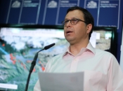 Ministro del Interior y Seguridad Pública informó de avances en combate frente al incendio en Torres del Paine