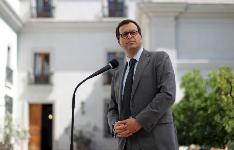 Gobierno anuncia fechas de cambio de hora para el año 2012