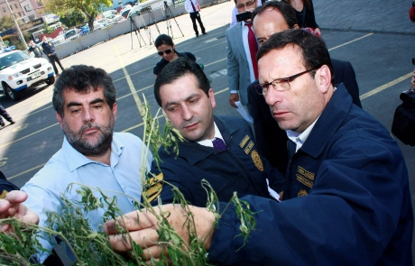 Ministro del Interior y Seguridad Pública (s) destaca aumento del 32% en incautaciones de marihuana por parte de la PDI en lo que va de 2012