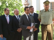 Ministro Hinzpeter anuncia creación de comité de trabajo encargado de la seguridad en los estadios