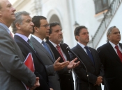 Ministro Hinzpeter ratifica compromiso del Gobierno con el Fondenor y anuncia envío de proyecto que beneficiará además a todas las comunas mineras