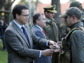 Ministro Hinzpeter lanzó Escuadrón Centauro en la Región de La Araucanía