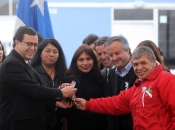 Vicepresidente de la República y Ministro Pérez Mackenna entregaron 120 viviendas sociales a familias de Cerro Navia