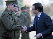 Ministro del Interior y Seguridad Pública entregó 54 vehículos a Carabineros de Chile