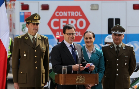 Vicepresidente Rodrigo Hinzpeter encabezó lanzamiento del plan nacional “Control Cero Alcohol”