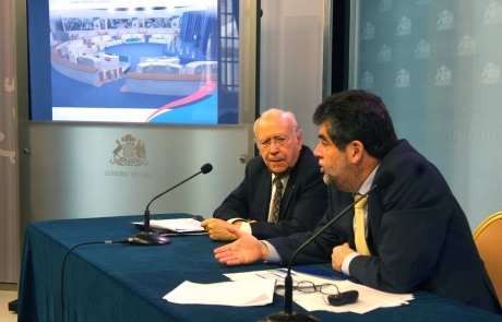 Subsecretario y director del Servel se reúnen nuevamente con periodistas para explicar características de las elecciones municipales