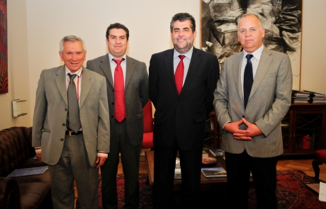 Subsecretario Ubilla se reunió con funcionarios del Servel para analizar cambios al sistema electoral