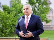 Gobierno expresa condolencias a familia de fallecido embajador Adolfo Zaldívar y decreta duelo oficial