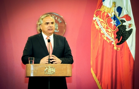 Gobierno inaugura mesa intersectorial que diseñará Estrategia Nacional contra el lavado de activos y el financiamiento del terrorismo en Chile