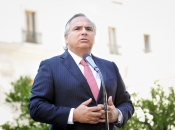 Ministro Chadwick destaca viaje de delegación chilena a Caracas: “Hemos venido a expresarle condolencias a la familia del Presidente Chávez y al pueblo venezolano”