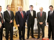 Ministerio del Interior hace traspaso de información eleccionaria histórica al Servicio Electoral