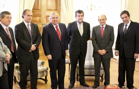 Ministerio del Interior hace traspaso de información eleccionaria histórica al Servicio Electoral