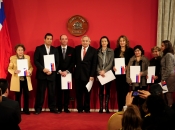 Gobierno entrega cartas de nacionalización a 138 nuevos compatriotas