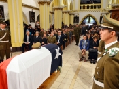 Gobierno acompaña a la familia del Subteniente Silva y respalda labor de Carabineros