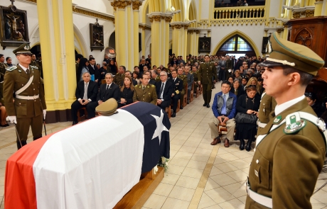 Gobierno acompaña a la familia del Subteniente Silva y respalda labor de Carabineros