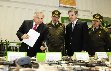 Gobierno valora resultados de la campaña de Carabineros “Vecino, entrega tu arma”