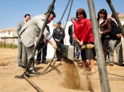 Autoridades colocan primera piedra de la Bicrim Lampa