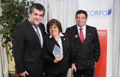 Ministro del Interior y Seguridad Pública (s) entrega premios a emprendedores de la Región de Valparaíso