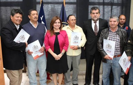 Subsecretario Ubilla entrega pensiones de gracia a trabajadores portuarios de San Antonio