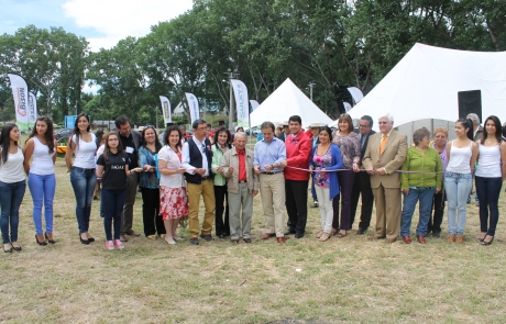 Gobernación de Ranco destaca el trabajo realizado por los pequeños agricultores en inauguración de la FAGAR Rio Bueno 2014
