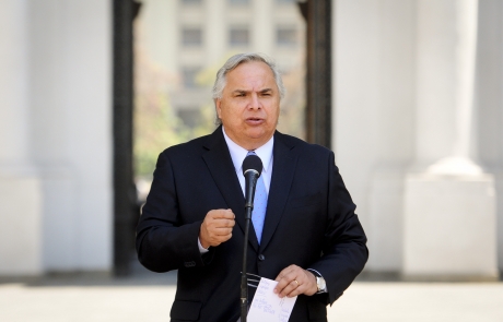 Gobierno critica paralización ilegal en puertos y perjuicio a las exportaciones