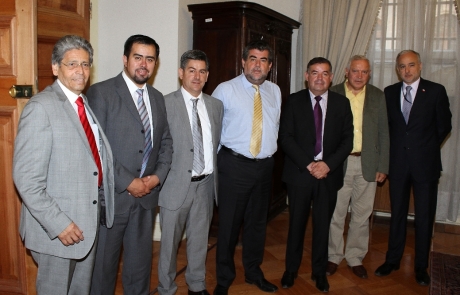 Gobierno y alcaldes de Biobío definen prioridades para invertir en materia de sequía