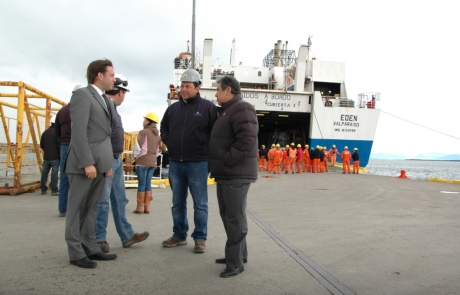 Con 83 pasajeros el nuevo ferry “Edén”  hizo su arribo a Puerto Natales